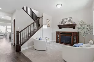 10338 S Venenzia Way W, South Jordan, UT 84095 - Photo 2