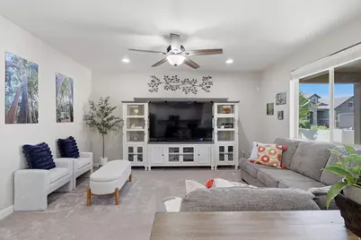 10338 S Venenzia Way W, South Jordan, UT 84095 - Photo 8