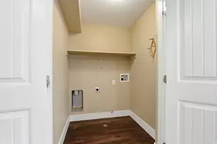 2504 S Colt Dr W, Saratoga Springs, UT 84045 - Photo 24