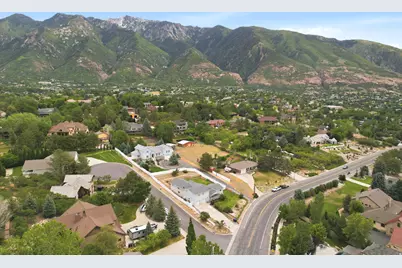 11095 S 2125 E, Sandy, UT 84092 - Photo 38