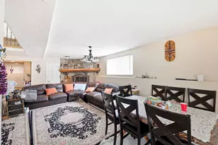 11095 S 2125 E, Sandy, UT 84092 - Photo 8