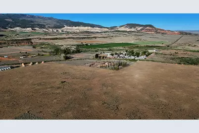 996 W Sr 24, Torrey, UT 84775 - Photo 28