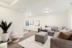 63 W Dewar Grove Ln, Salt Lake City, UT 84115 - Photo 18