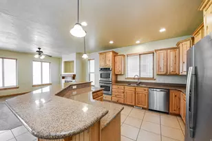 5657 Bobsled Blvd, Park City, UT 84098 - Photo 2