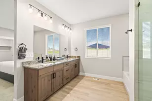 1036 W Chads Rd, Bicknell, UT 84715 - Photo 22