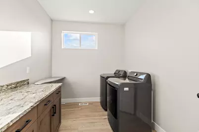 1036 W Chads Rd, Bicknell, UT 84715 - Photo 26