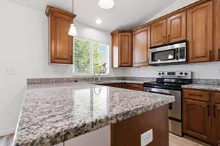 342 N Alford Ct W, North Salt Lake, UT 84054 - Photo 8
