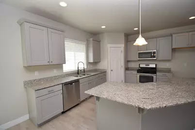 4929 W Red Ruby Ln, Herriman, UT 84096 - Photo 4