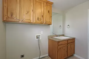 4856 W Cherry Laurel Ln, West Jordan, UT 84088 - Photo 34