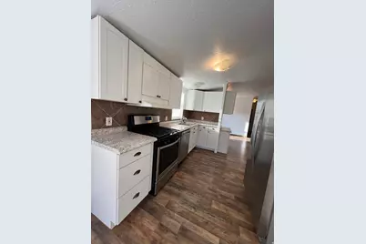 461 E 500 S, Roosevelt, UT 84066 - Photo 10