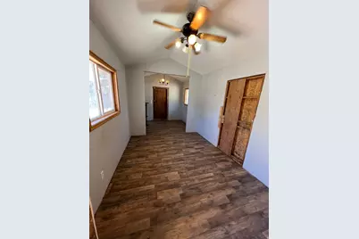 461 E 500 S, Roosevelt, UT 84066 - Photo 26