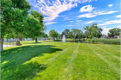 884 Storm Mountain Dr, Taylorsville, UT 84123 - Photo 36