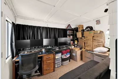 884 Storm Mountain Dr, Taylorsville, UT 84123 - Photo 4