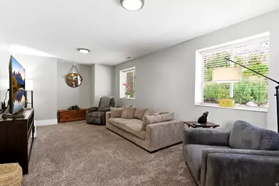 3172 N Mountain Rd E, North Ogden, UT 84414 - Photo 22
