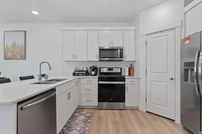 1754 N 300 E #112, North Ogden, UT 84414 - Photo 8