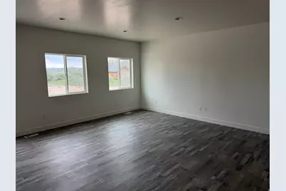 3563 W Cobble Hollow Dr, Roosevelt, UT 84066 - Photo 4