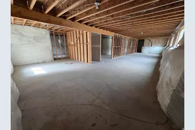 5743 S Mirador Ct W, Salt Lake City, UT 84118 - Photo 10