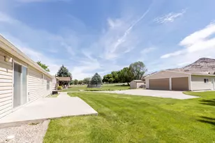 355 S 300 E, Monroe, UT 84754 - Photo 38