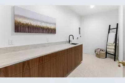 2662 E Comanche Dr, Salt Lake City, UT 84108 - Photo 70