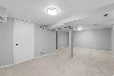979 S 400 E, Orem, UT 84097 - Photo 18
