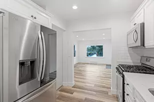 2504 E Wilmington Ave S, Salt Lake City, UT 84109 - Photo 6
