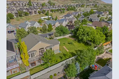 10489 N Colonial Dr W, Cedar Hills, UT 84062 - Photo 88