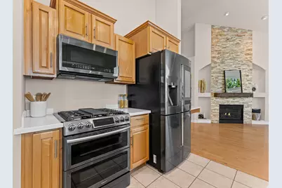 10489 N Colonial Dr W, Cedar Hills, UT 84062 - Photo 12