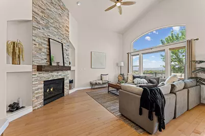10489 N Colonial Dr W, Cedar Hills, UT 84062 - Photo 6