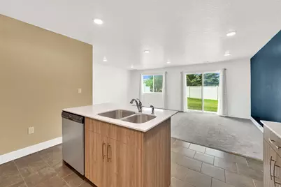 6483 S Aspen Ln, South Weber, UT 84405 - Photo 12