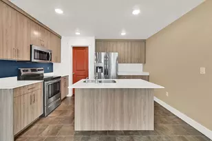 6483 S Aspen Ln, South Weber, UT 84405 - Photo 10