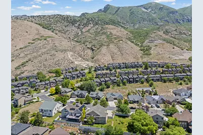 10479 N Colonial Dr W, Cedar Hills, UT 84062 - Photo 32