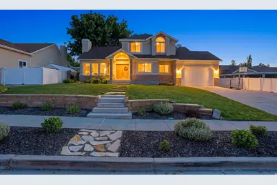 104 E Clear Creek Dr, Sandy, UT 84070 - Photo 2