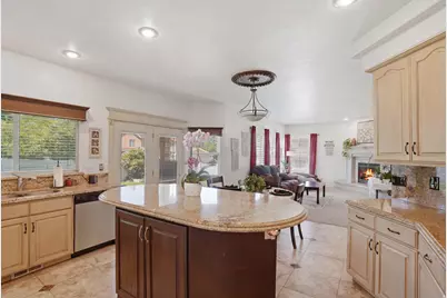 104 E Clear Creek Dr, Sandy, UT 84070 - Photo 18