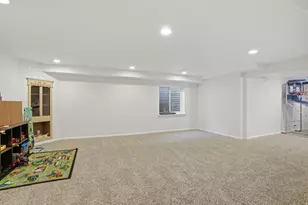 104 E Clear Creek Dr, Sandy, UT 84070 - Photo 36