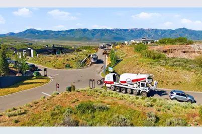 4577 Pinnacle Sky Loop #33, Park City, UT 84098 - Photo 6