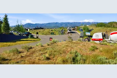4577 Pinnacle Sky Loop #33, Park City, UT 84098 - Photo 4