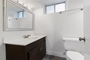 377 N 200 W, Salt Lake City, UT 84103 - Photo 20