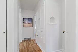 377 N 200 W, Salt Lake City, UT 84103 - Photo 10