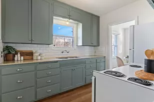 377 N 200 W, Salt Lake City, UT 84103 - Photo 8