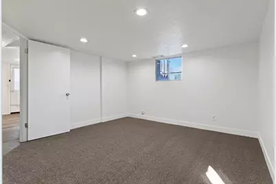 377 N 200 W, Salt Lake City, UT 84103 - Photo 20