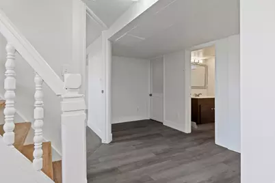 377 N 200 W, Salt Lake City, UT 84103 - Photo 18