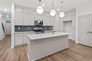 11367 S Offshore Wy, South Jordan, UT 84009 - Photo 10