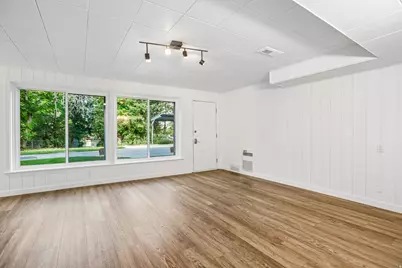 885 N 1260 E, Provo, UT 84604 - Photo 16
