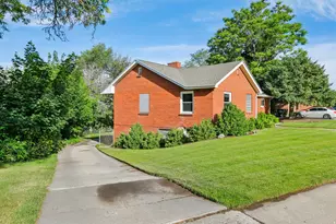 885 N 1260 E, Provo, UT 84604 - Photo 2
