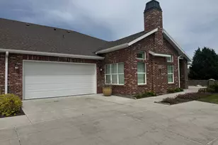 3214 W Harvest Chase Dr, Salt Lake City, UT 84108 - Photo 2