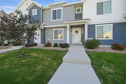 423 N Northshore Dr, Saratoga Springs, UT 84045 - Photo 1