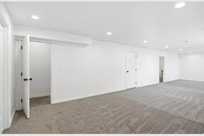 5009 W 5350 S, Hooper, UT 84315 - Photo 14