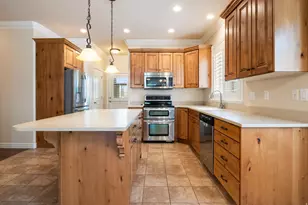 690 E 3230 N, Lehi, UT 84043 - Photo 2