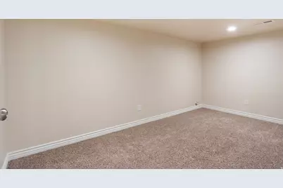 690 E 3230 N, Lehi, UT 84043 - Photo 28