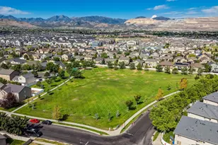 12801 S Timber Run W, Riverton, UT 84096 - Photo 30